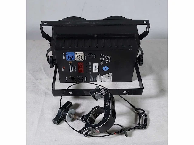 6 x led blinder mark 2l (2x100w w+ww cob led) - afbeelding 4 van  5