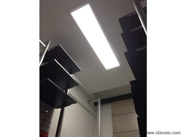 6 x nomad cristal led panelen 120 x 30 cm - afbeelding 5 van  10