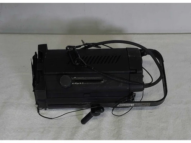 6 x selecon acclaim fresnel 650w cee16b3 - afbeelding 4 van  5
