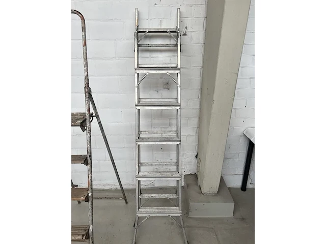 6 x trapladder - afbeelding 5 van  7