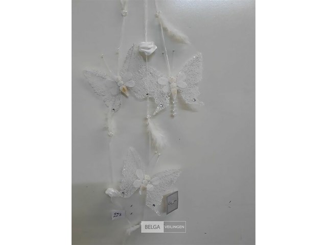 6 x vlinders 3 stuks op snoer met rozen en kralen - afbeelding 3 van  3