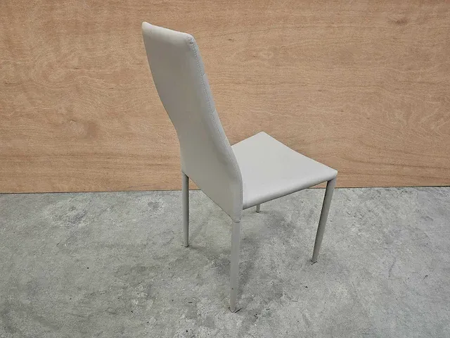 6 x young line eetkamerstoel pu creme frame + poten - afbeelding 2 van  4