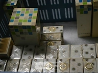 ±60 div soorten klassieke parfums - afbeelding 2 van  3