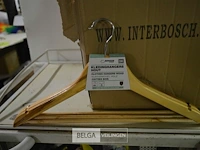 ±60 houten kleerhangers - afbeelding 1 van  3