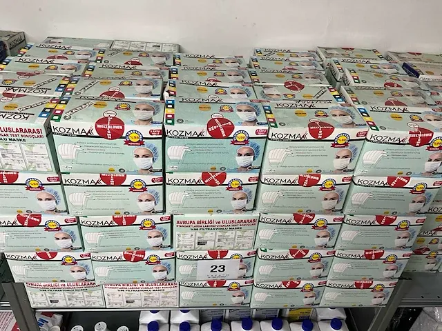 6000 chirurgische mondmaskers kozmak - afbeelding 3 van  3