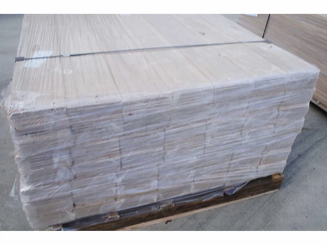 60,76 m² massief eiken parket 15mm - afbeelding 9 van  9