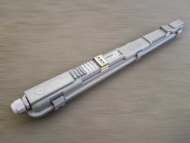 60cm enkele led tl t8 armaturen waterdicht (30x) - afbeelding 7 van  9