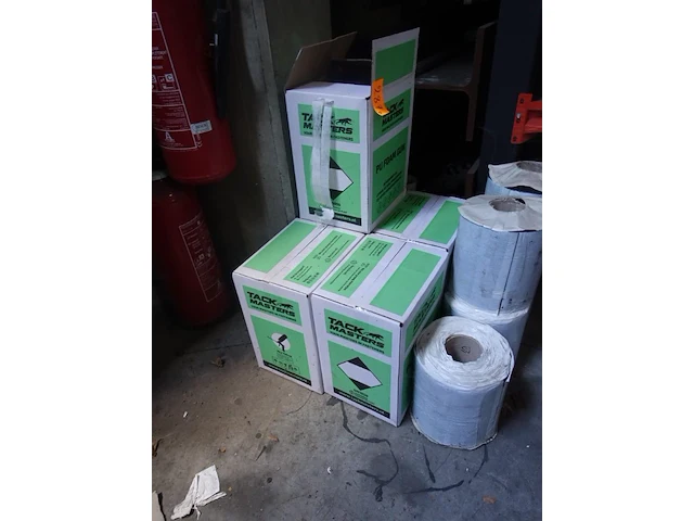 60x 750ml pu schuim tack masters - afbeelding 3 van  4