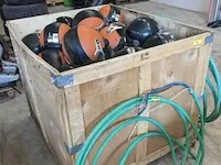 61 gebruikte vespa helmen, diverse maten