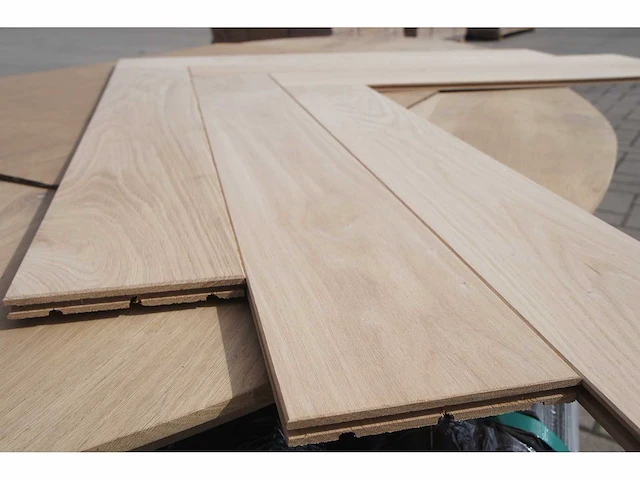 61,05 m² massief eiken visgraatparket 15mm - afbeelding 4 van  6