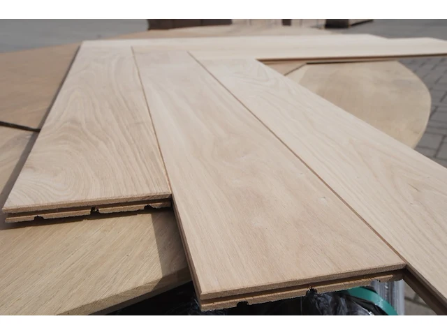 61,05 m² massief eiken visgraatparket 15mm - afbeelding 6 van  8