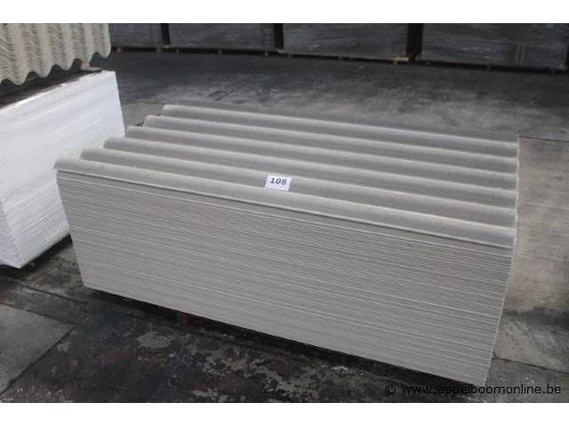 61x neptunus golfplaat 76 200x110 ba-rh wog345 (65 st/pal) (= 6 1/4 golven met 4 voorgegroefde hoeken) - afbeelding 1 van  4
