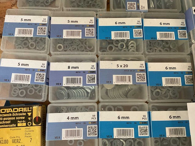 62 doosjes bevestigingsmaterialen - afbeelding 3 van  9