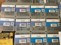 62 doosjes bevestigingsmaterialen - afbeelding 3 van  9