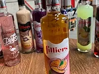 62 flessen jenever filliers - afbeelding 8 van  13