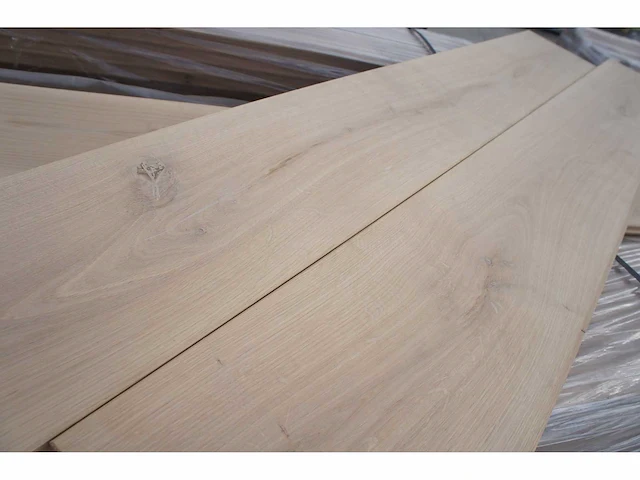 62,14 m² massief eiken parket 14mm - afbeelding 1 van  6