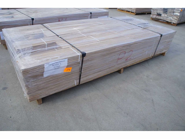 62,14 m² massief eiken parket 14mm - afbeelding 3 van  6