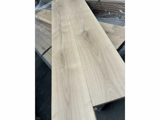 63,10 m² massief eiken parket 20mm - afbeelding 8 van  8