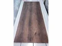 63,9 m2 laminaatvloer 8mm - afbeelding 1 van  3