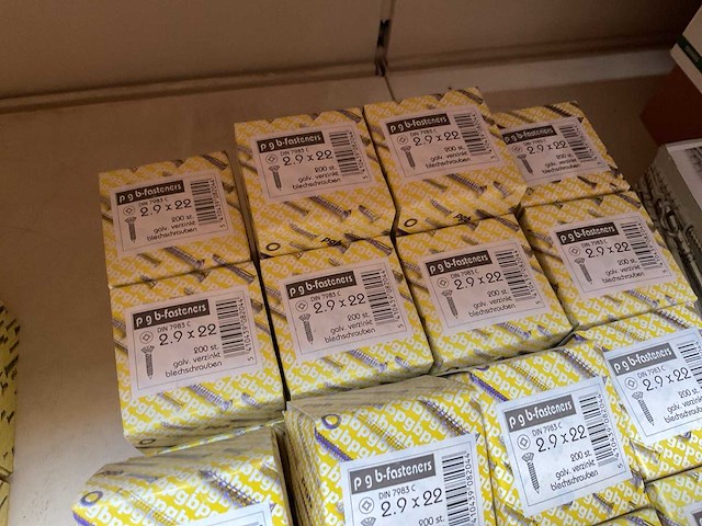 64 dozen plaatschroeven - afbeelding 3 van  5
