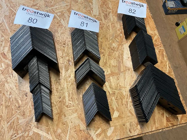 64 zwarte hoek verbinders - afbeelding 1 van  5