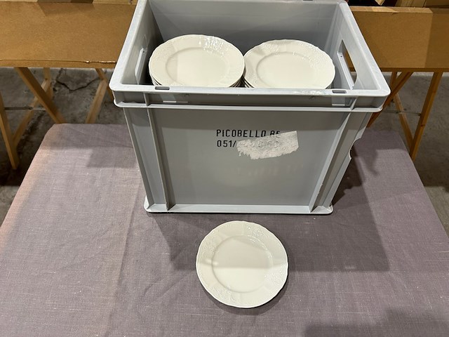 640 beige bordjes - afbeelding 1 van  5