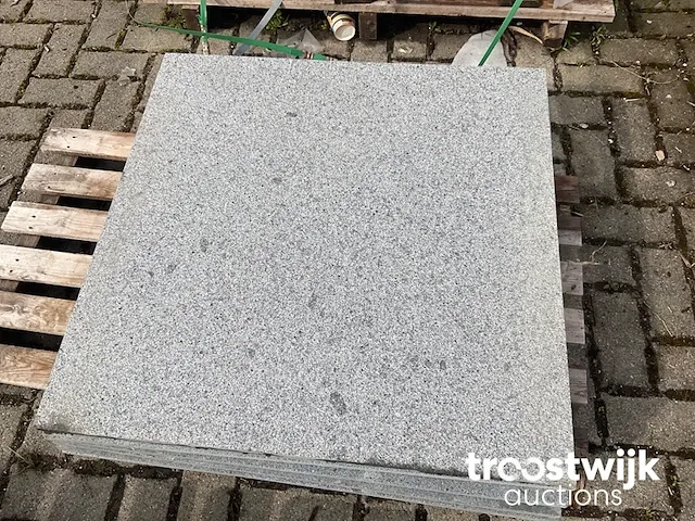 64m2 terrastegel - afbeelding 1 van  3