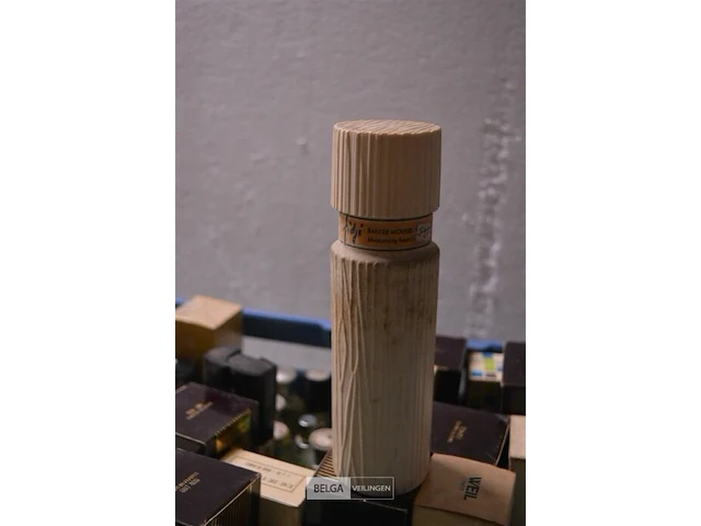 ±65 div soorten klassieke parfums - afbeelding 3 van  9