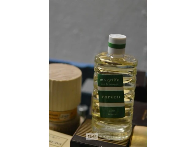 ±65 div soorten klassieke parfums - afbeelding 6 van  9