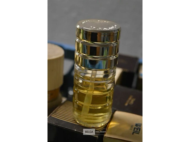 ±65 div soorten klassieke parfums - afbeelding 7 van  9