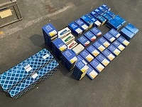 65 dozen schroeven en pluggen, expandet en derfix. diverse maten en modellen - afbeelding 1 van  11