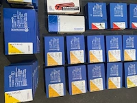 65 dozen schroeven en pluggen, expandet en derfix. diverse maten en modellen - afbeelding 6 van  11