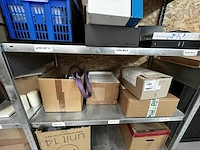 6,5 lm alu magazijnrekken met inhoud - afbeelding 4 van  9