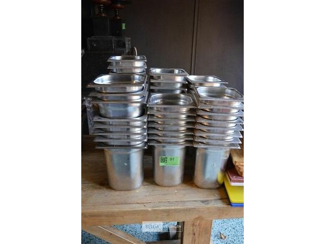 ± 65 rvs sorteerbakjes - afbeelding 1 van  4