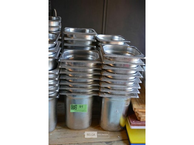 ± 65 rvs sorteerbakjes - afbeelding 3 van  4