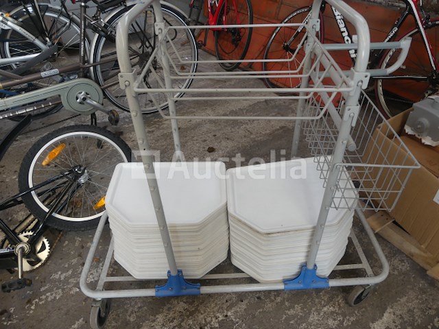 65 witte plastic kantinebakken - afbeelding 4 van  4