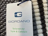 65x diverse herenmode accessoires, waaronder handschoenen, shawls, mutsen, sokken, bretels en strikken. - afbeelding 3 van  16
