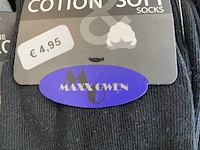 65x diverse herenmode accessoires, waaronder handschoenen, shawls, mutsen, sokken, bretels en strikken. - afbeelding 7 van  16
