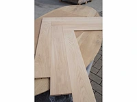 66 m² massief eiken visgraatparket 15mm - afbeelding 1 van  5