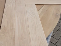66 m² massief eiken visgraatparket 15mm - afbeelding 1 van  5