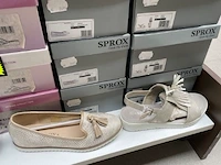 66 paar damesschoenen - afbeelding 2 van  7