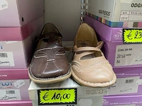 66 paar damesschoenen - afbeelding 6 van  7