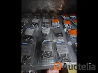 661, ringen, moeren, bolts, schroeven met moeren - afbeelding 1 van  14