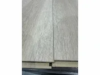 67,20 m² laminaat 8 mm - afbeelding 3 van  3