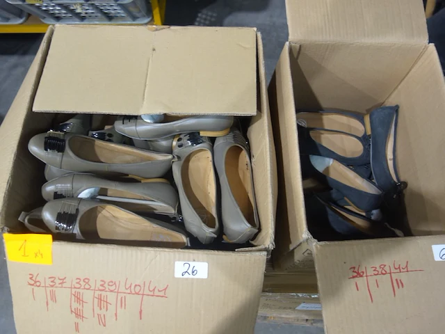 67x diverse schoenen - afbeelding 5 van  6