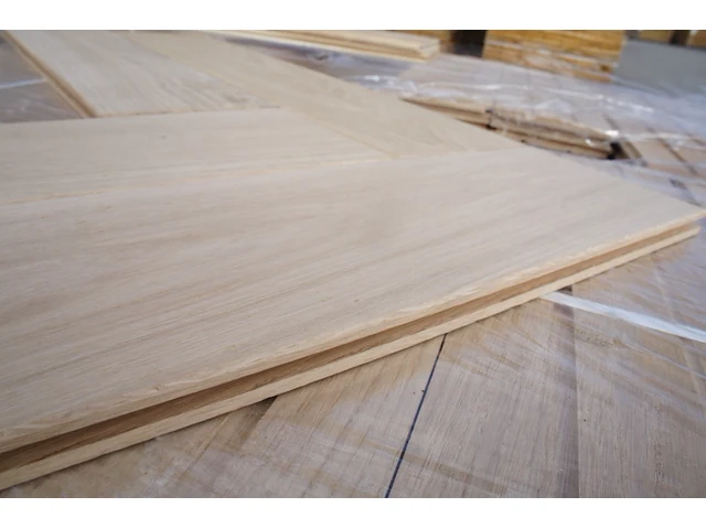 68,67 m² massief eiken visgraat 15mm - afbeelding 6 van  7