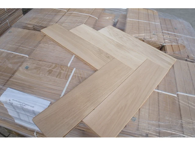 69 m² massief eiken visgraatparket 15mm - afbeelding 3 van  4