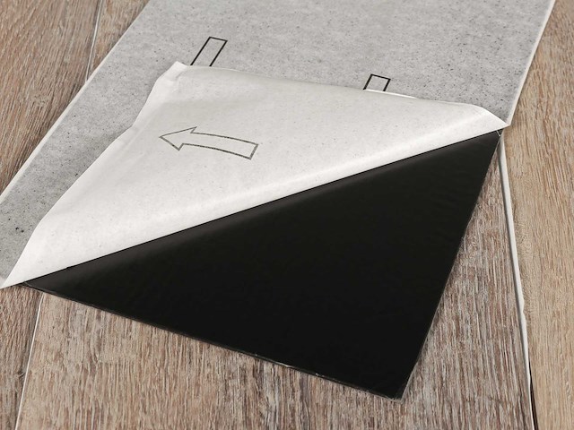 69 m2 pvc zelfklevend stroken - 1219 x 184 x 2,5 mm - afbeelding 4 van  4