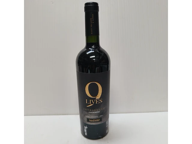 6x 75cl 9 lives intriguing - afbeelding 1 van  2