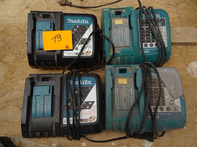 6x accu makita + 4x lader - afbeelding 4 van  4